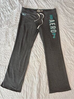 Aeropostale Low-Waisted Grey Sweatpants